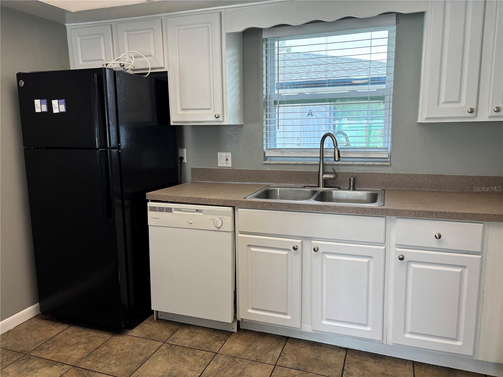 Image 8 of 33 For 5807 Erin Lane S C