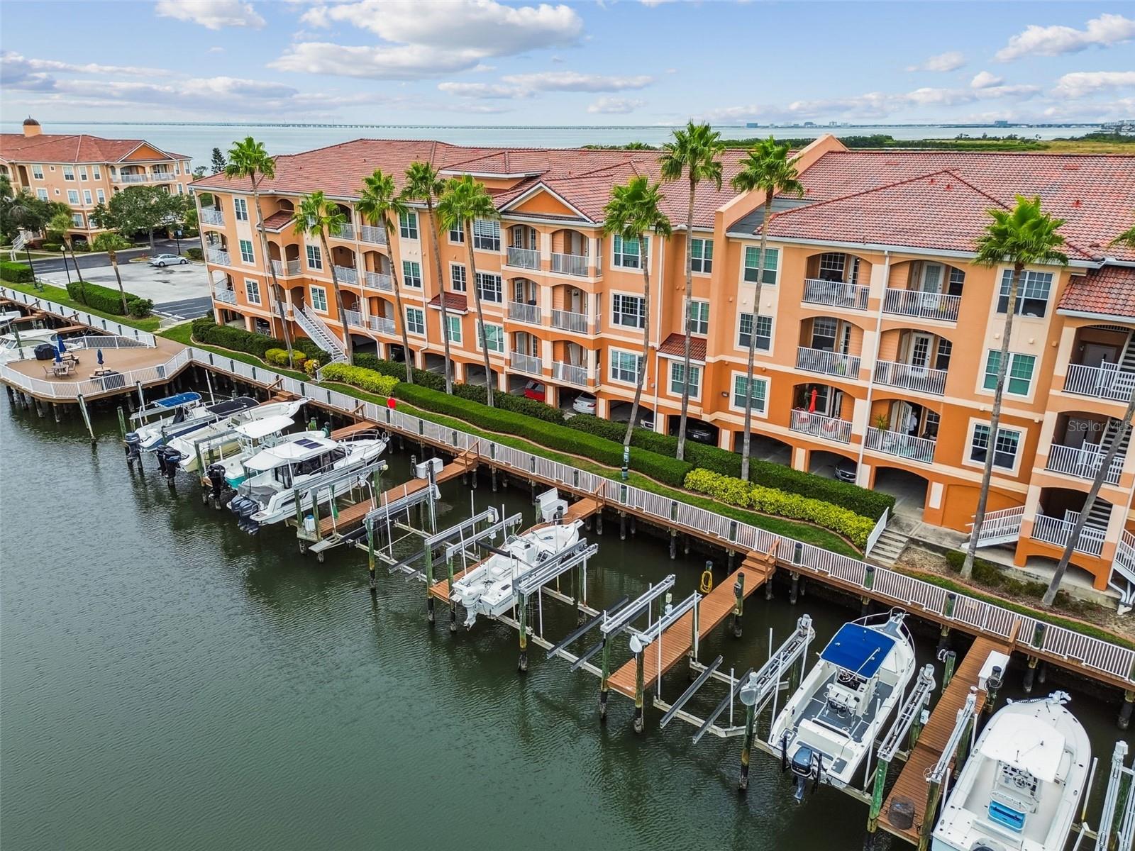 Image 29 of 57 For 5000 Culbreath Key Way 1-215