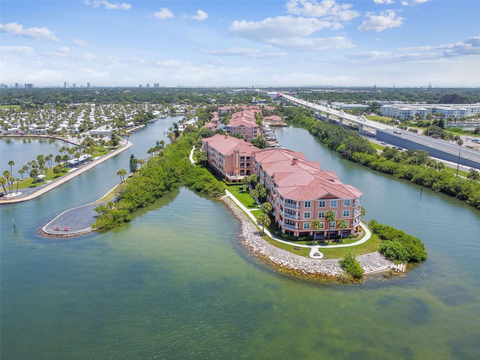 Image 49 of 57 For 5000 Culbreath Key Way 1-215