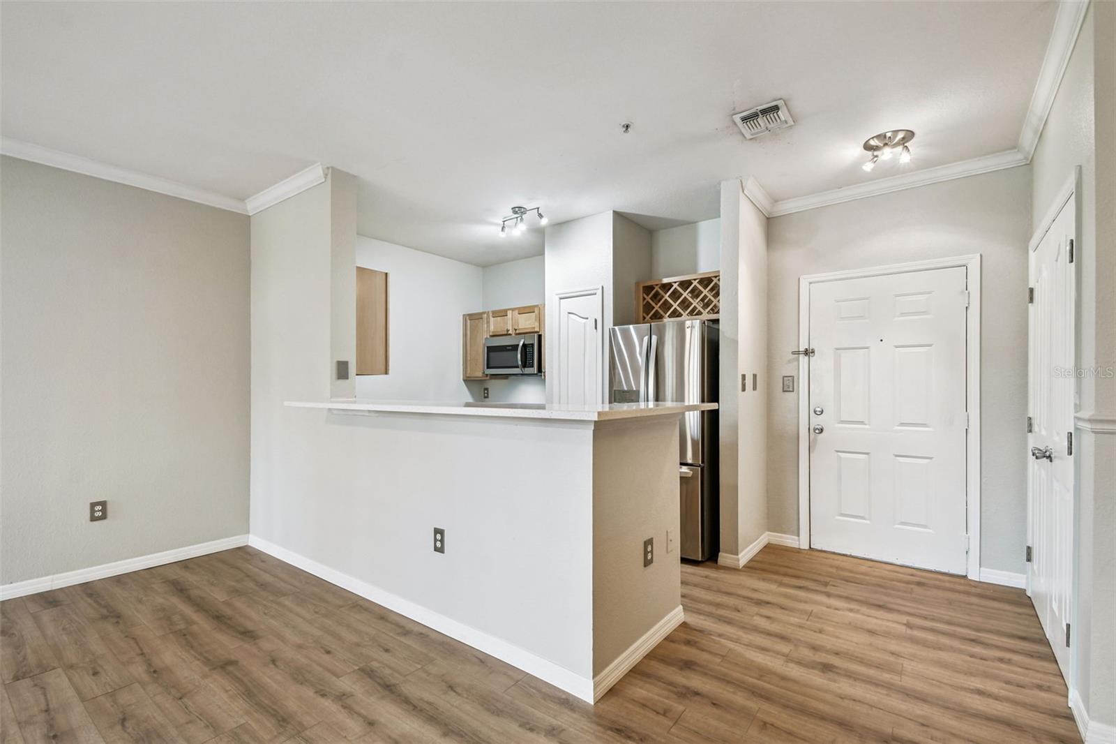 Image 8 of 57 For 5000 Culbreath Key Way 1-215