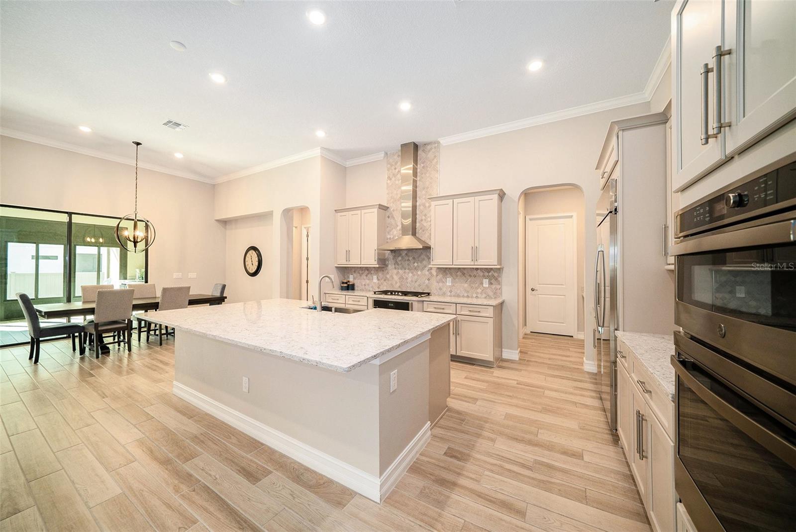 Image 15 of 46 For 28726 Picana Lane