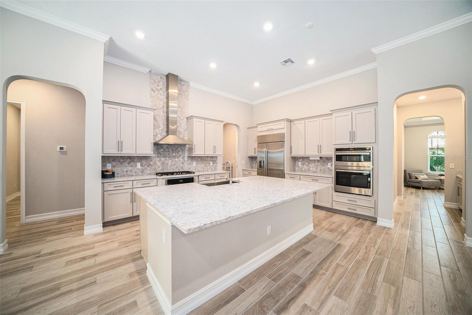 Image 16 of 46 For 28726 Picana Lane