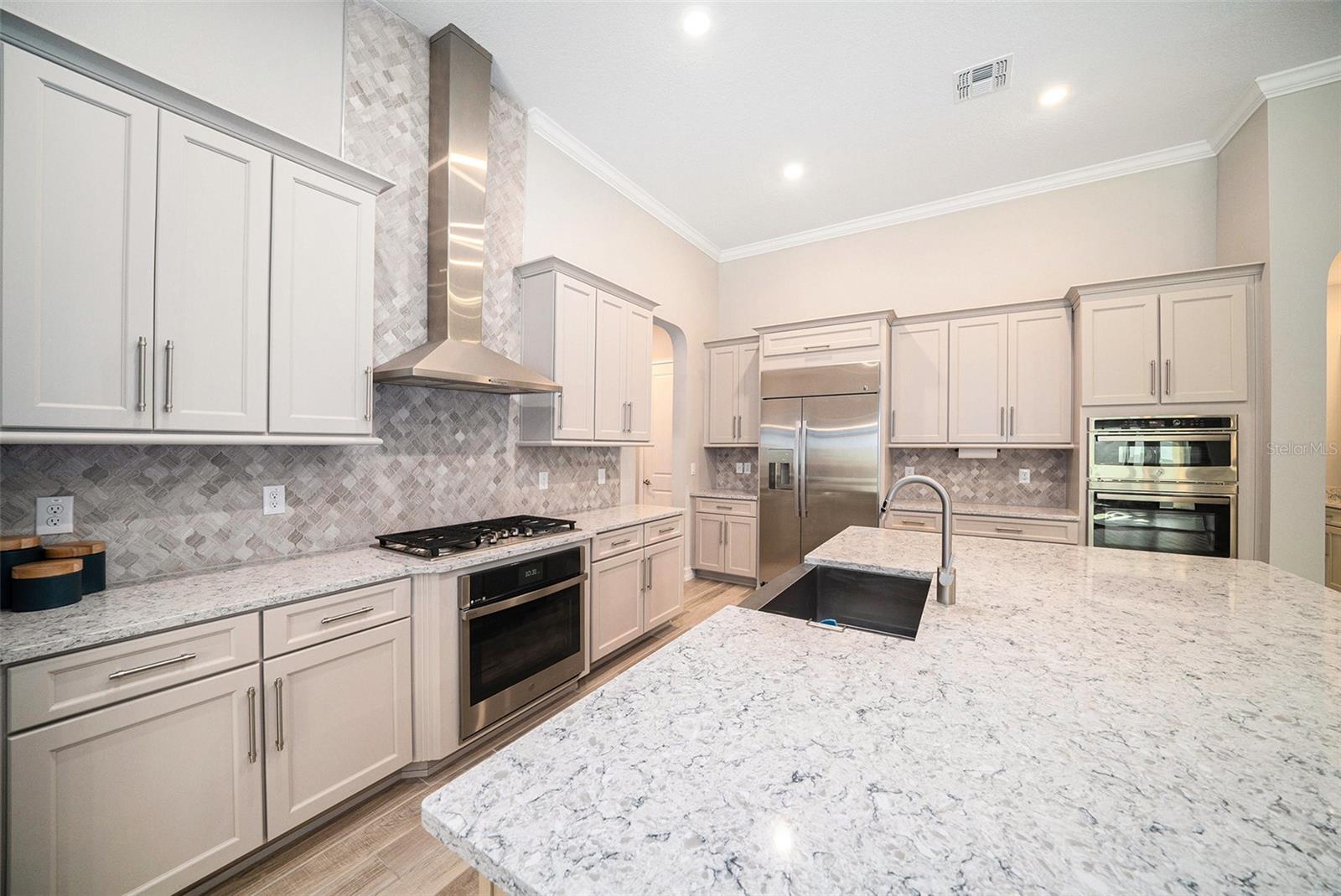 Image 17 of 46 For 28726 Picana Lane