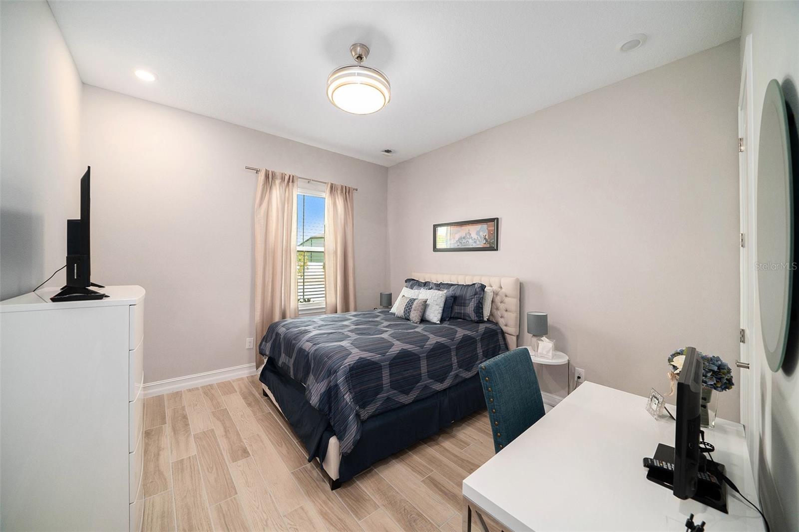 Image 25 of 46 For 28726 Picana Lane