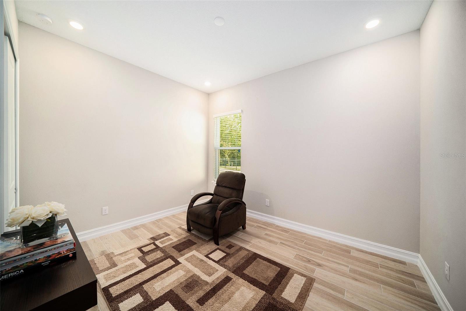 Image 30 of 46 For 28726 Picana Lane