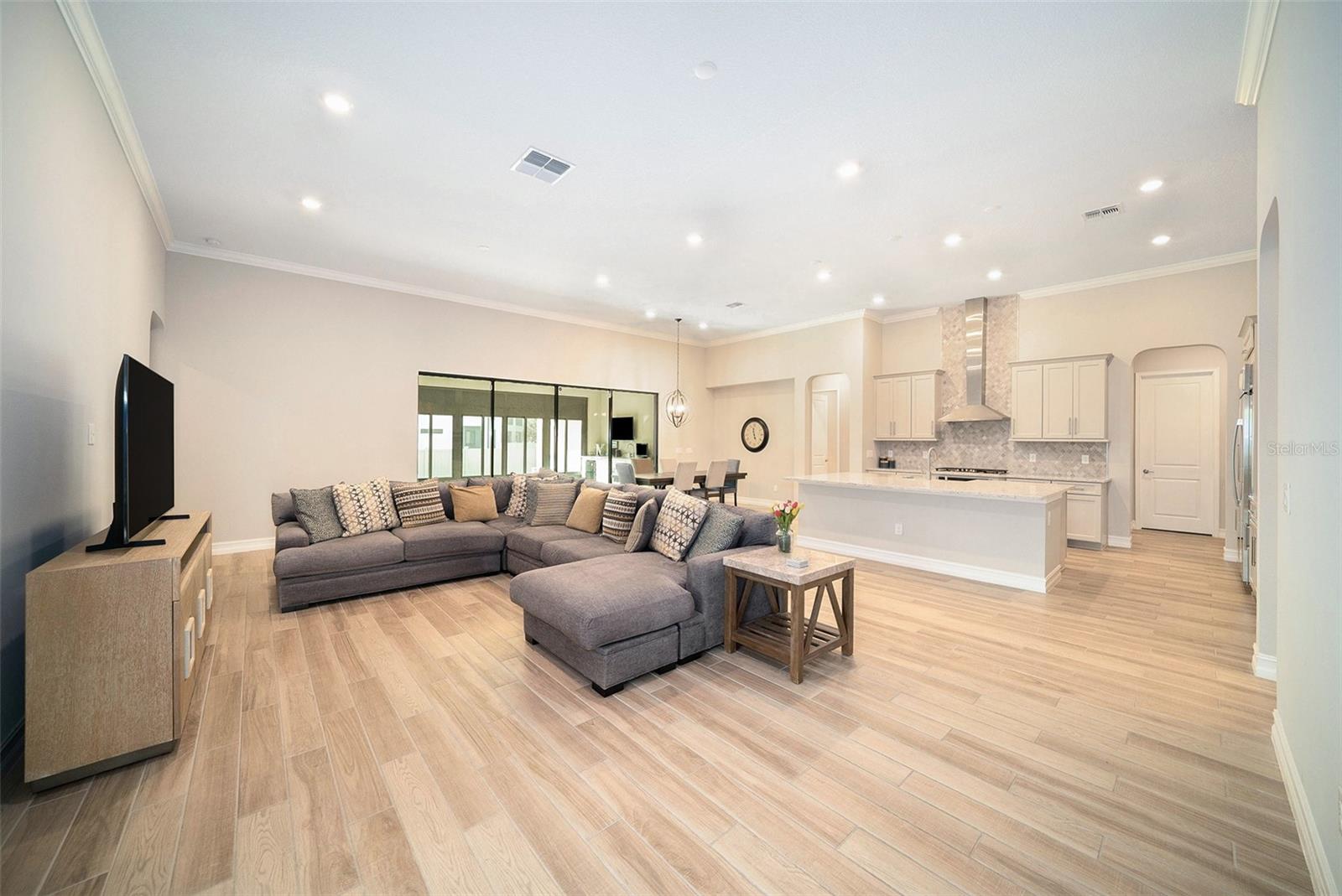 Image 9 of 46 For 28726 Picana Lane