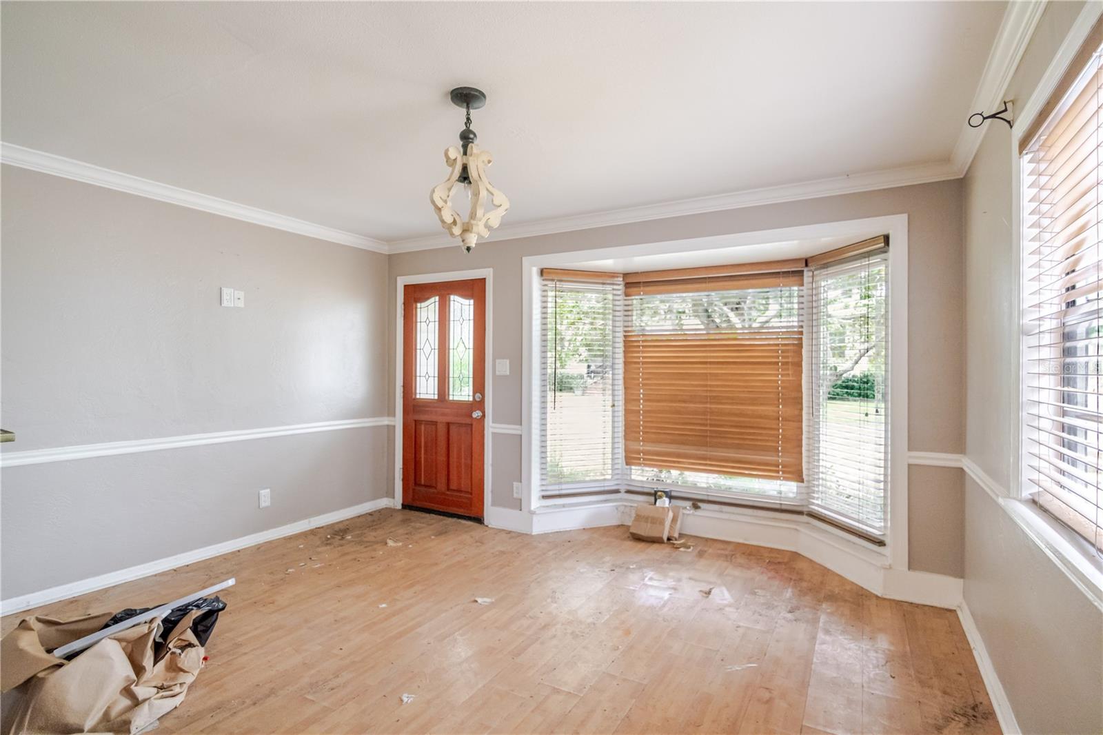 Image 13 of 22 For 2118 Venus Street