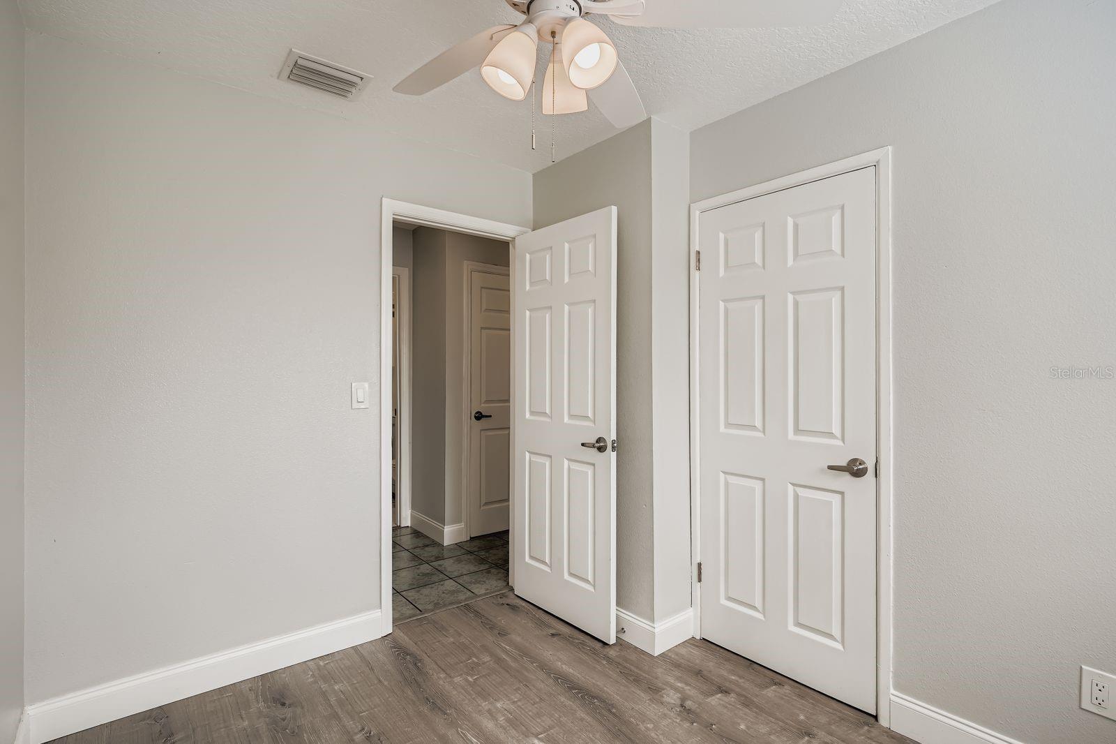 Image 23 of 29 For 13625 120th Street