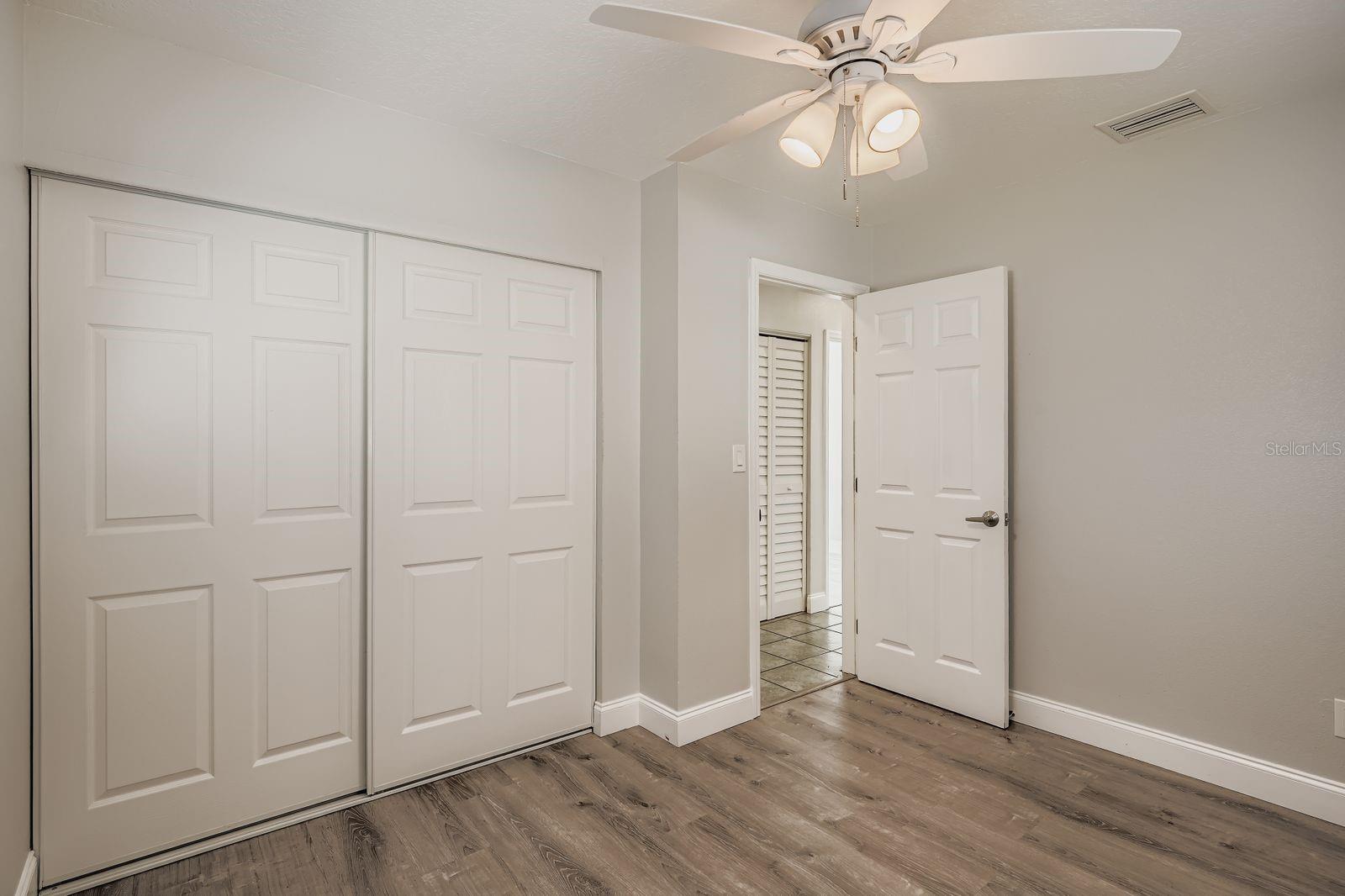 Image 25 of 29 For 13625 120th Street