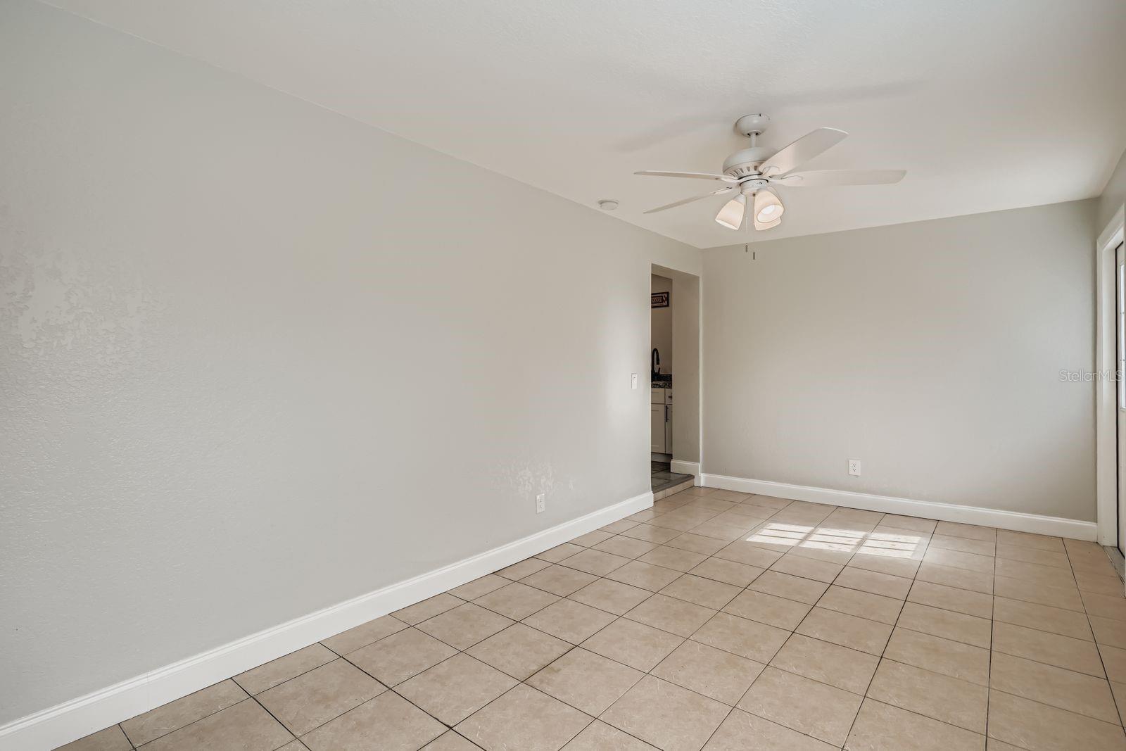 Image 6 of 29 For 13625 120th Street