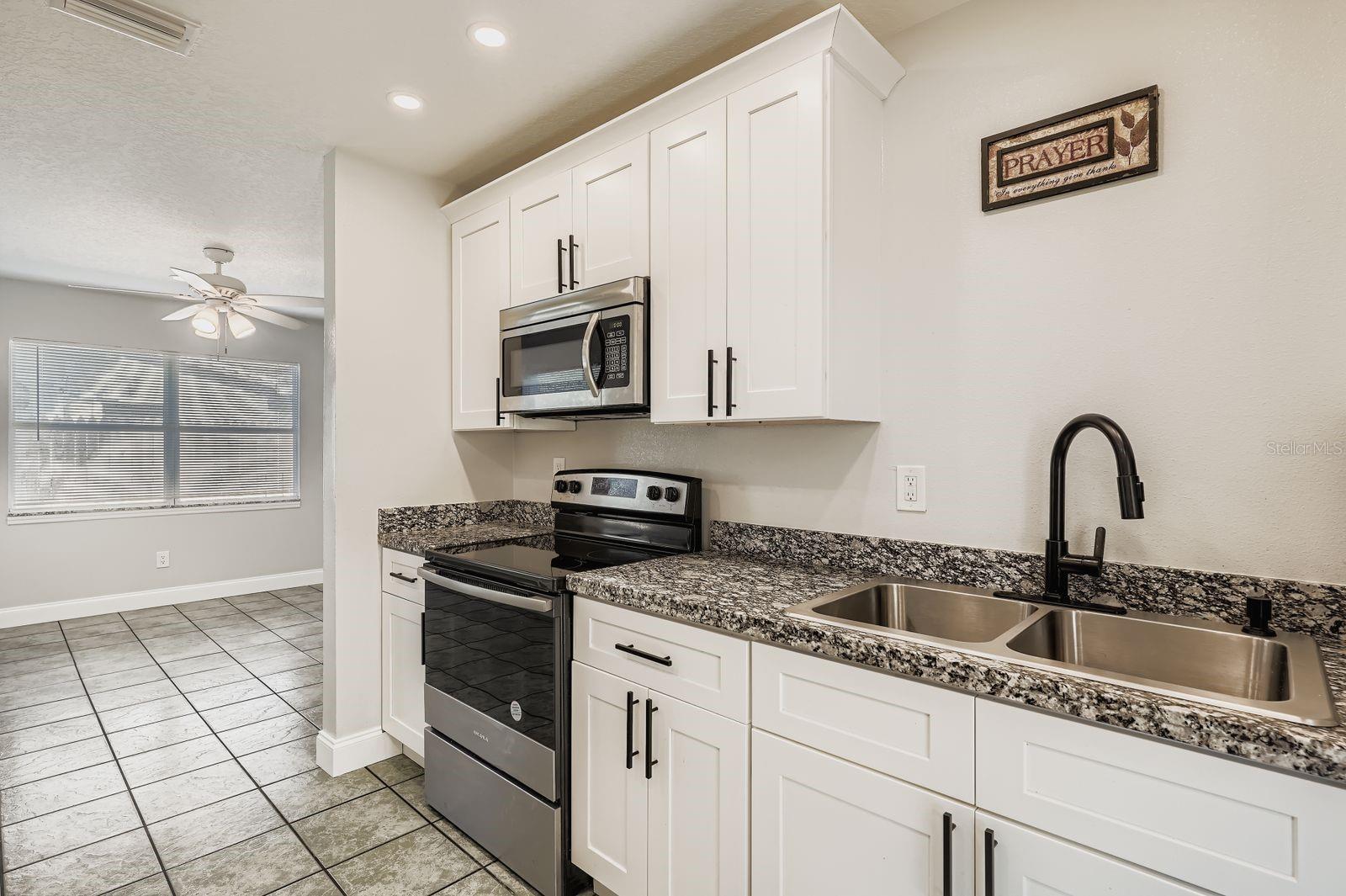 Image 9 of 29 For 13625 120th Street