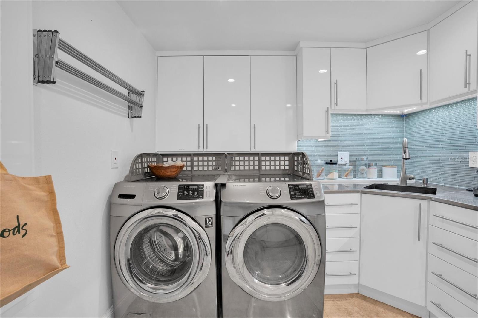 Image 36 of 75 For 5820 Balao Way S