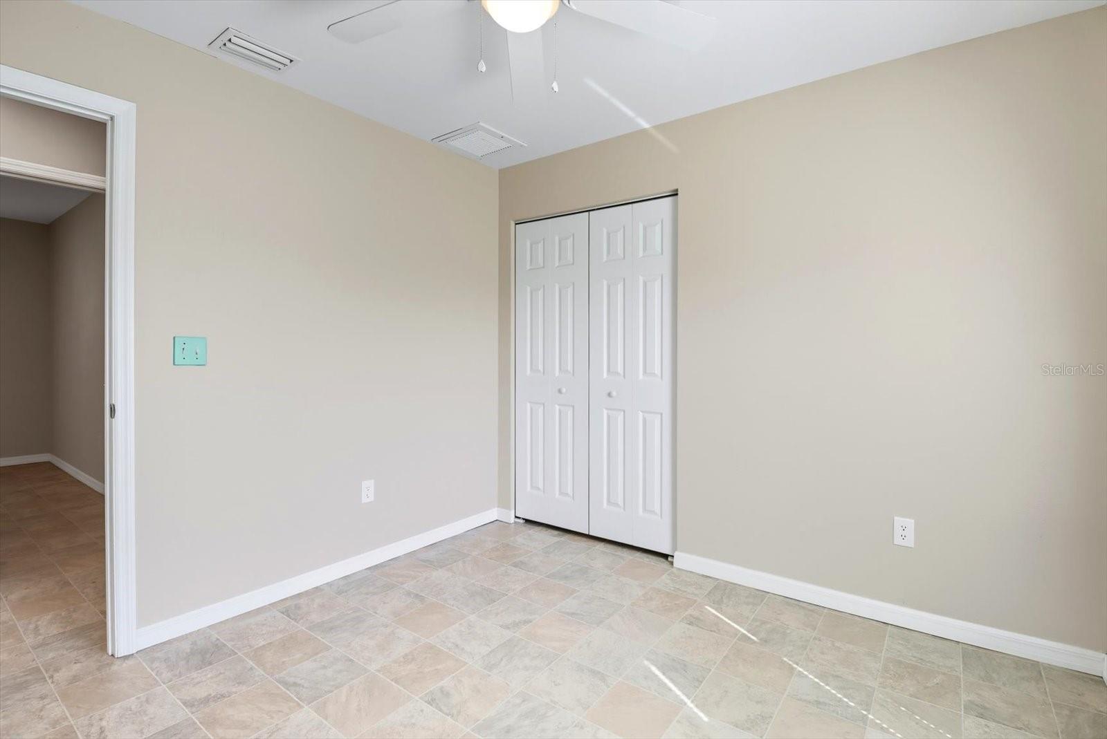 Image 24 of 44 For 1 Pecan Course Circle