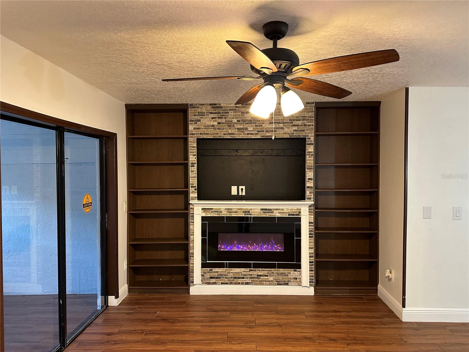 Image 11 of 34 For 4010 Pine Limb Court