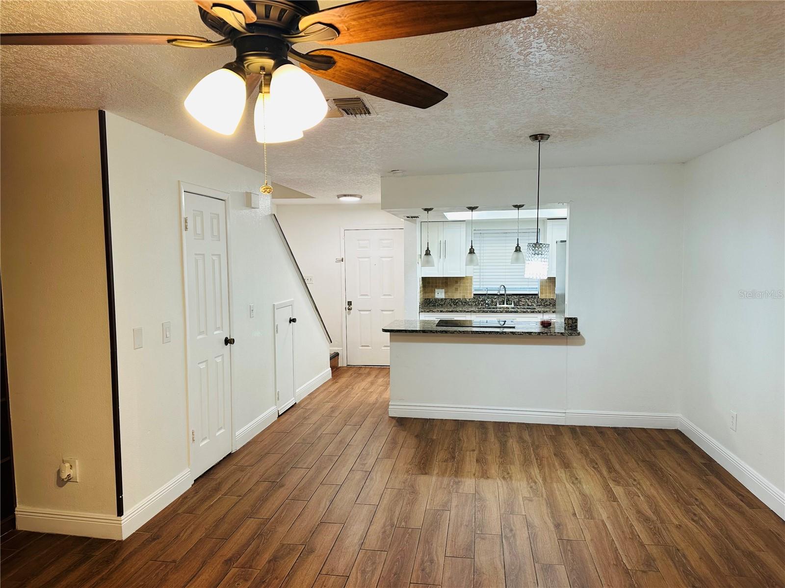 Image 24 of 34 For 4010 Pine Limb Court