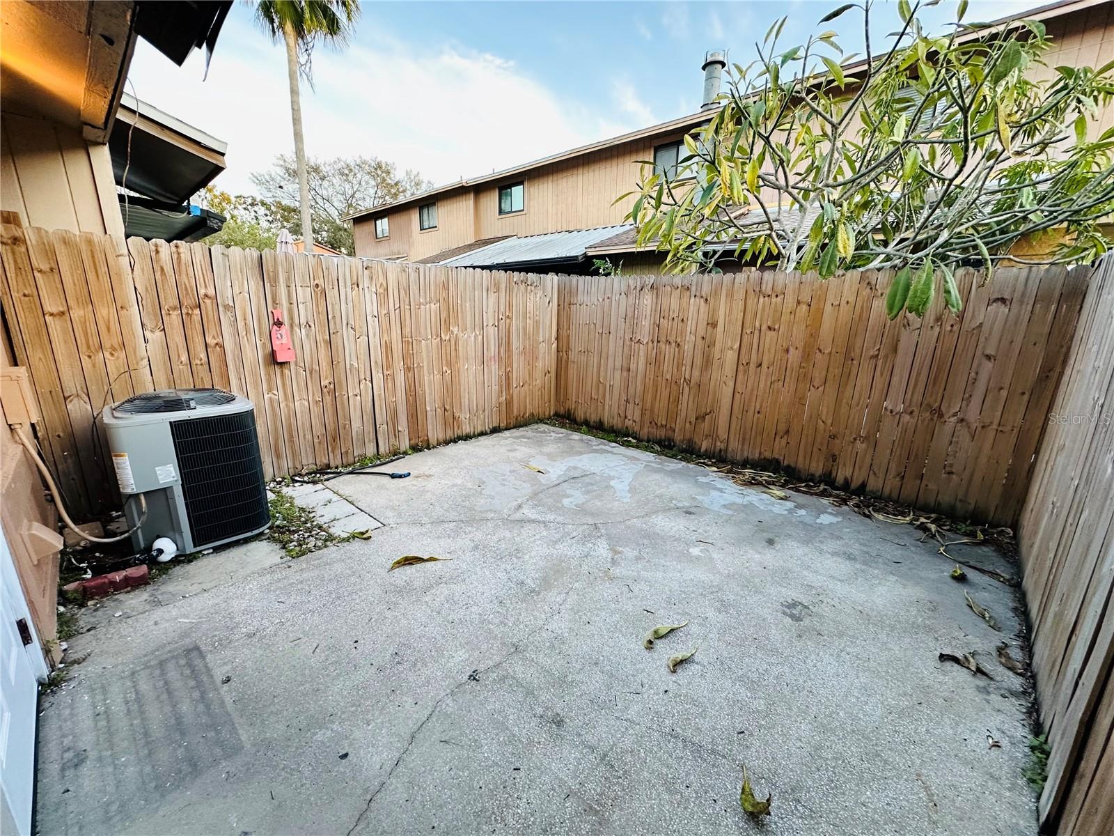 Image 25 of 34 For 4010 Pine Limb Court