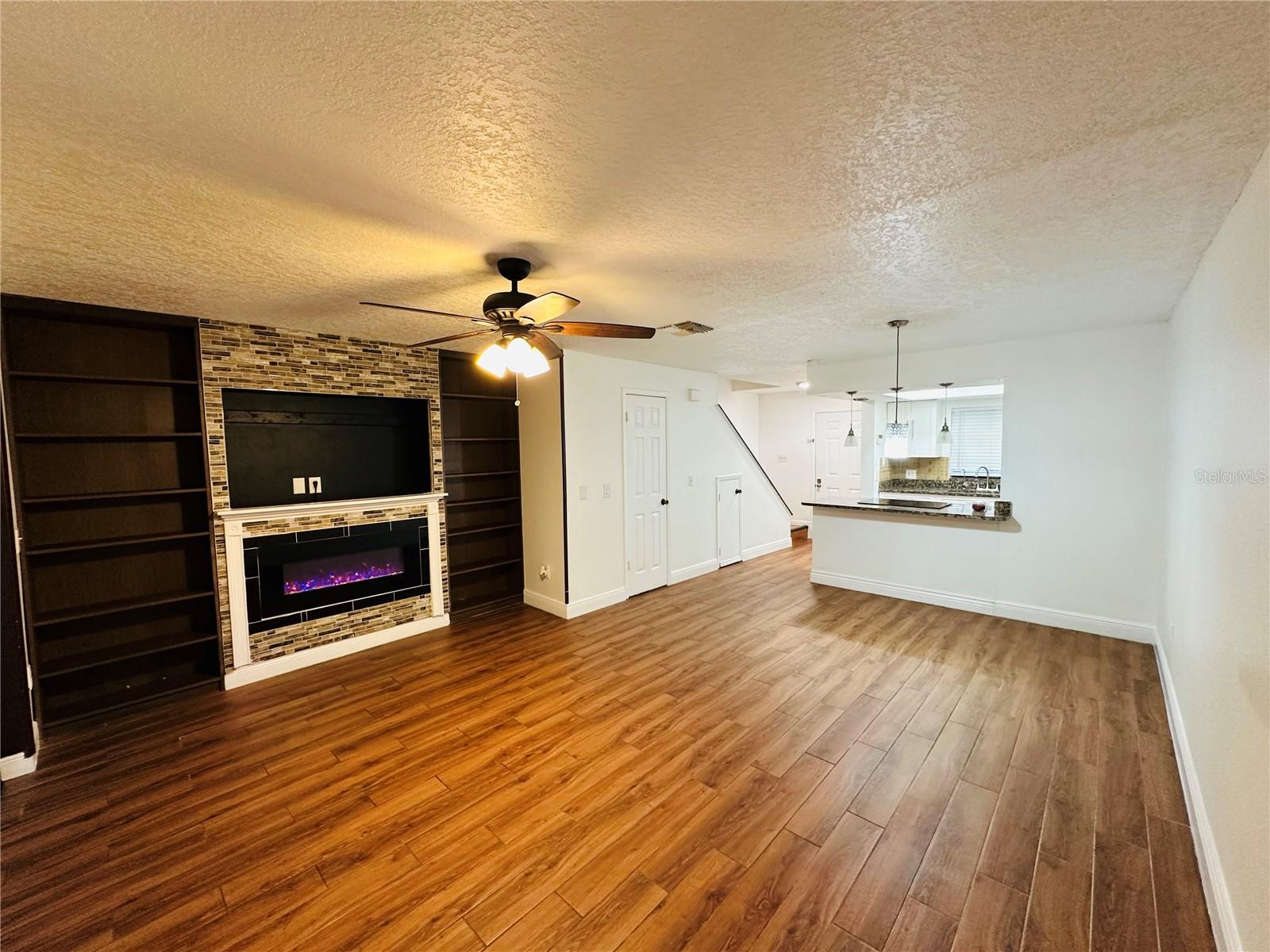 Image 4 of 34 For 4010 Pine Limb Court