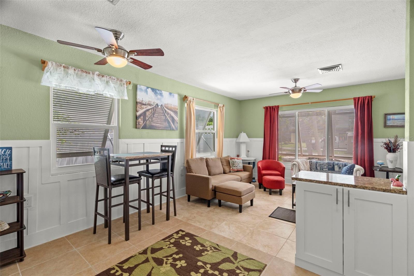 Image 7 of 30 For 46 Kipling Plaza