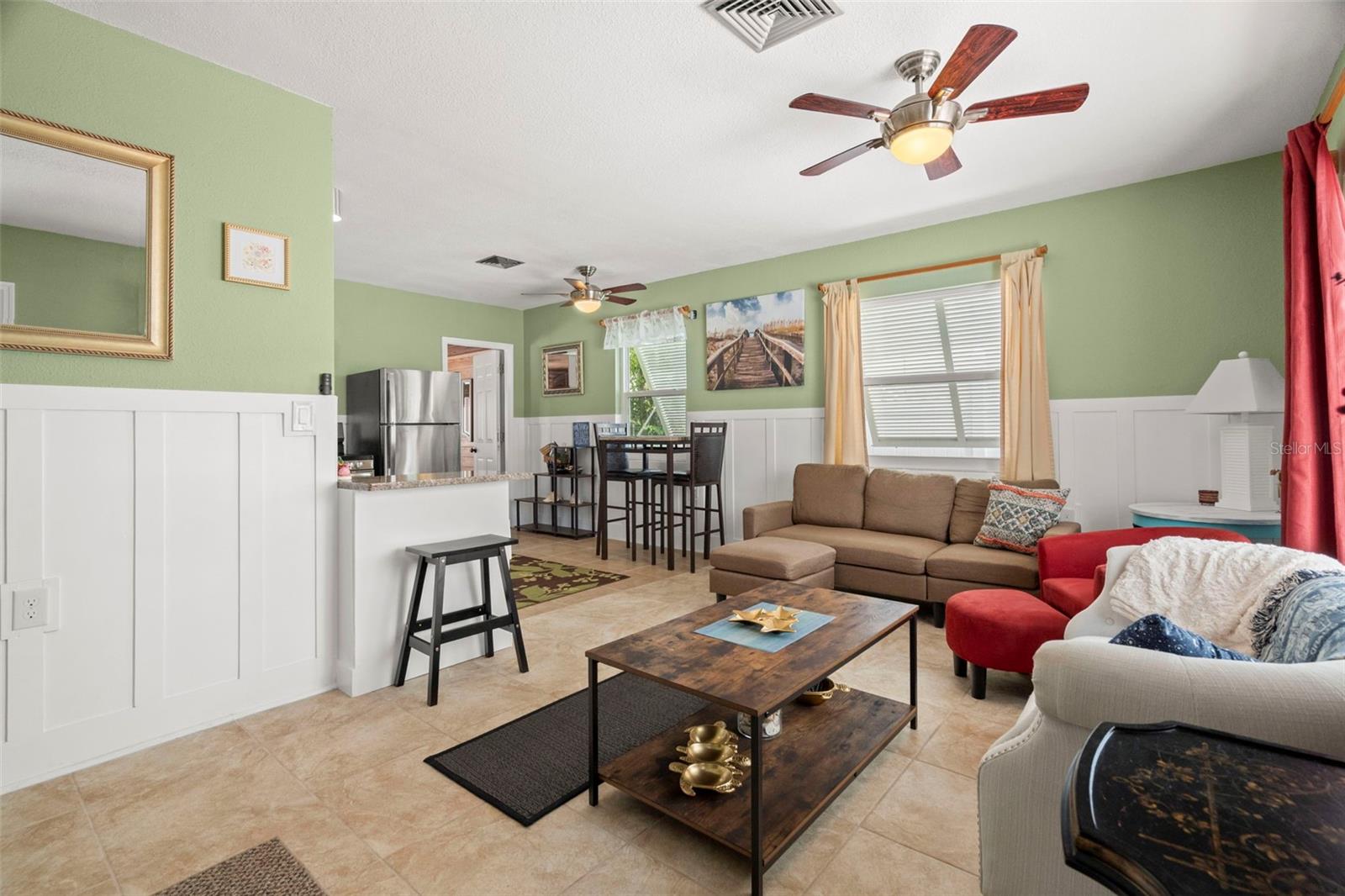 Image 9 of 30 For 46 Kipling Plaza