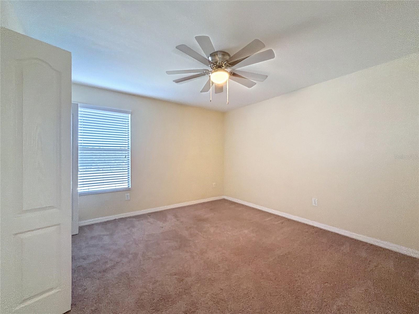 Image 22 of 31 For 20013 Satin Leaf Avenue