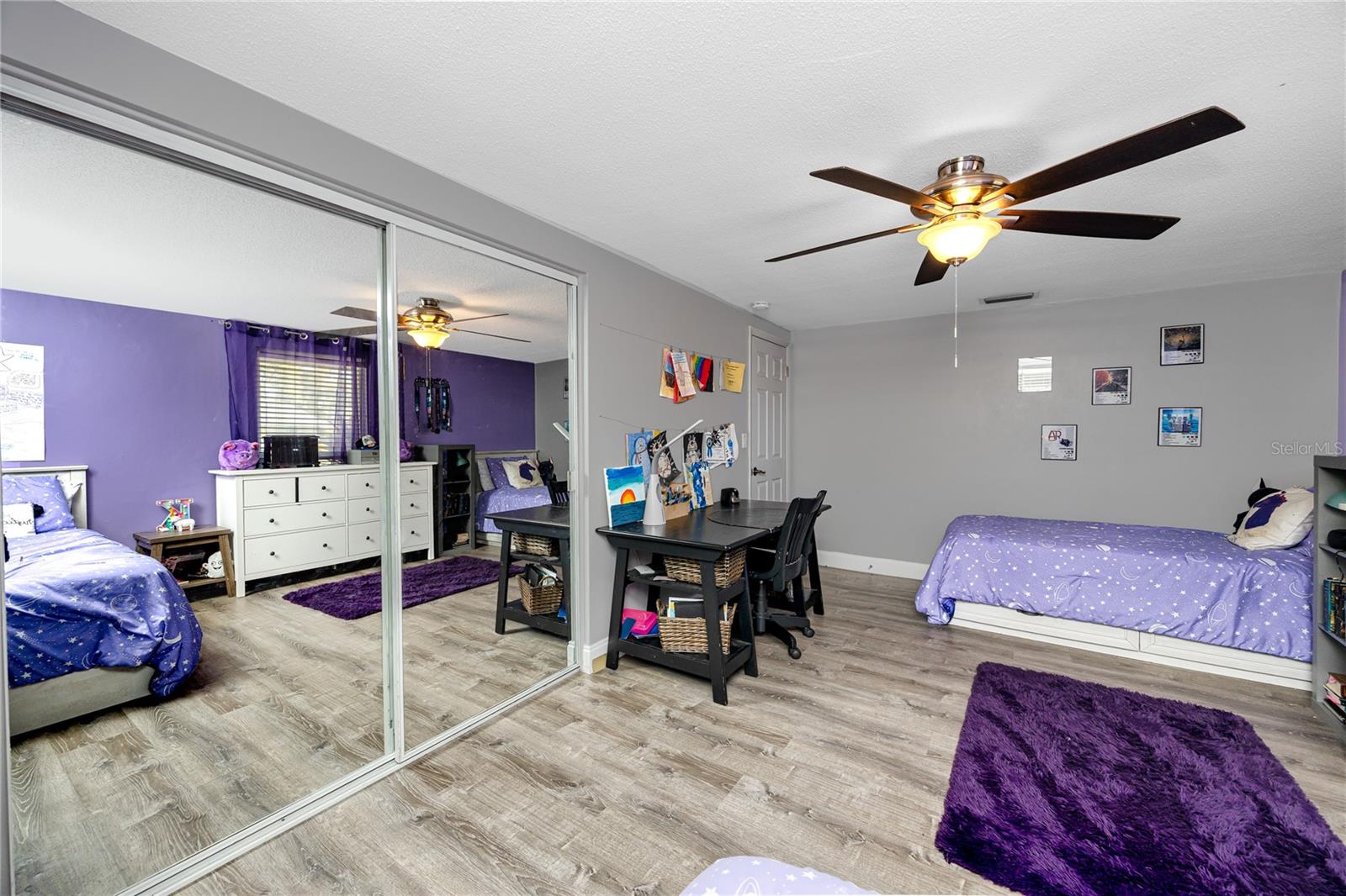 Image 22 of 37 For 7850 Raintree Drive