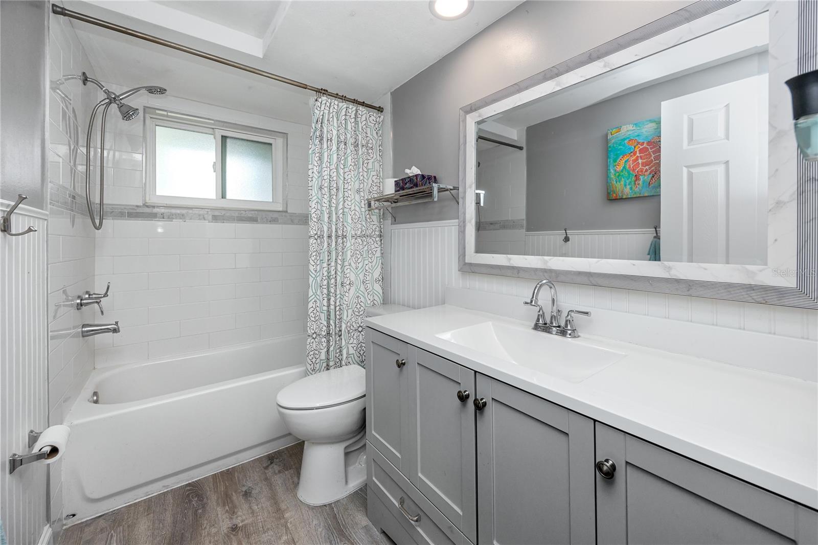 Image 23 of 37 For 7850 Raintree Drive