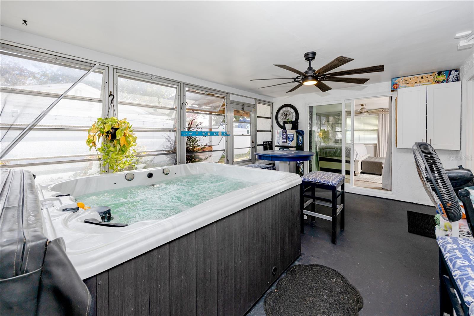 Image 27 of 37 For 7850 Raintree Drive