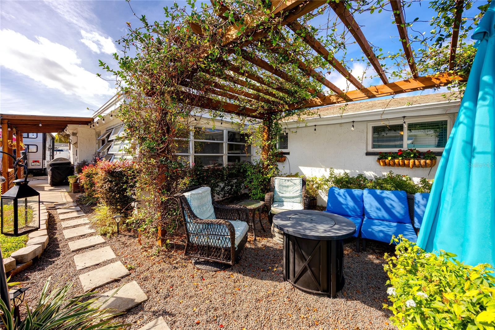 Image 32 of 37 For 7850 Raintree Drive