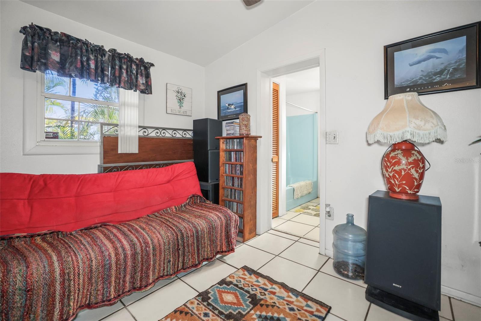 Image 14 of 36 For 401 Davison Avenue Ne