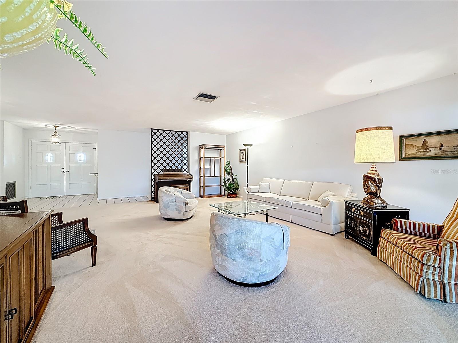 Image 14 of 74 For 10340 Monarch Drive