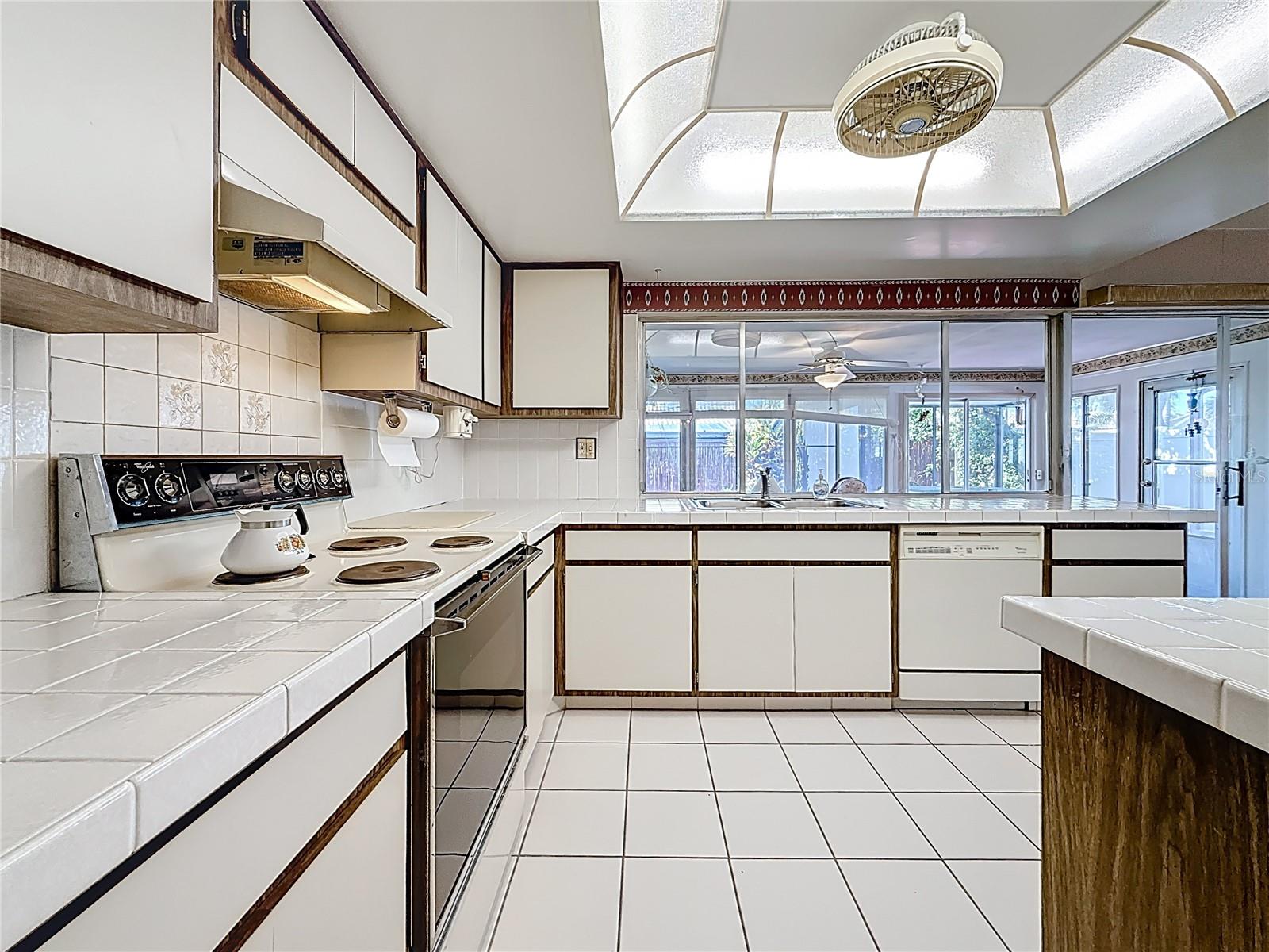 Image 16 of 74 For 10340 Monarch Drive