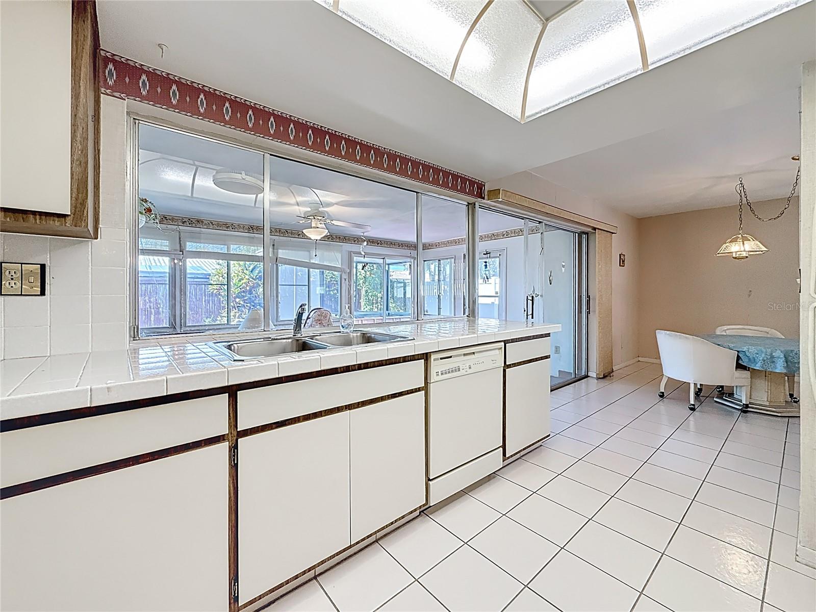 Image 18 of 74 For 10340 Monarch Drive