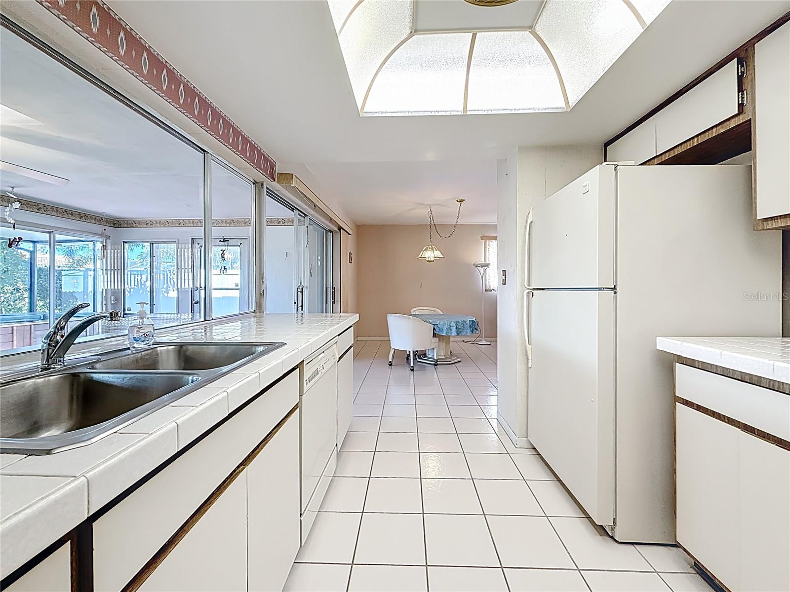 Image 19 of 74 For 10340 Monarch Drive