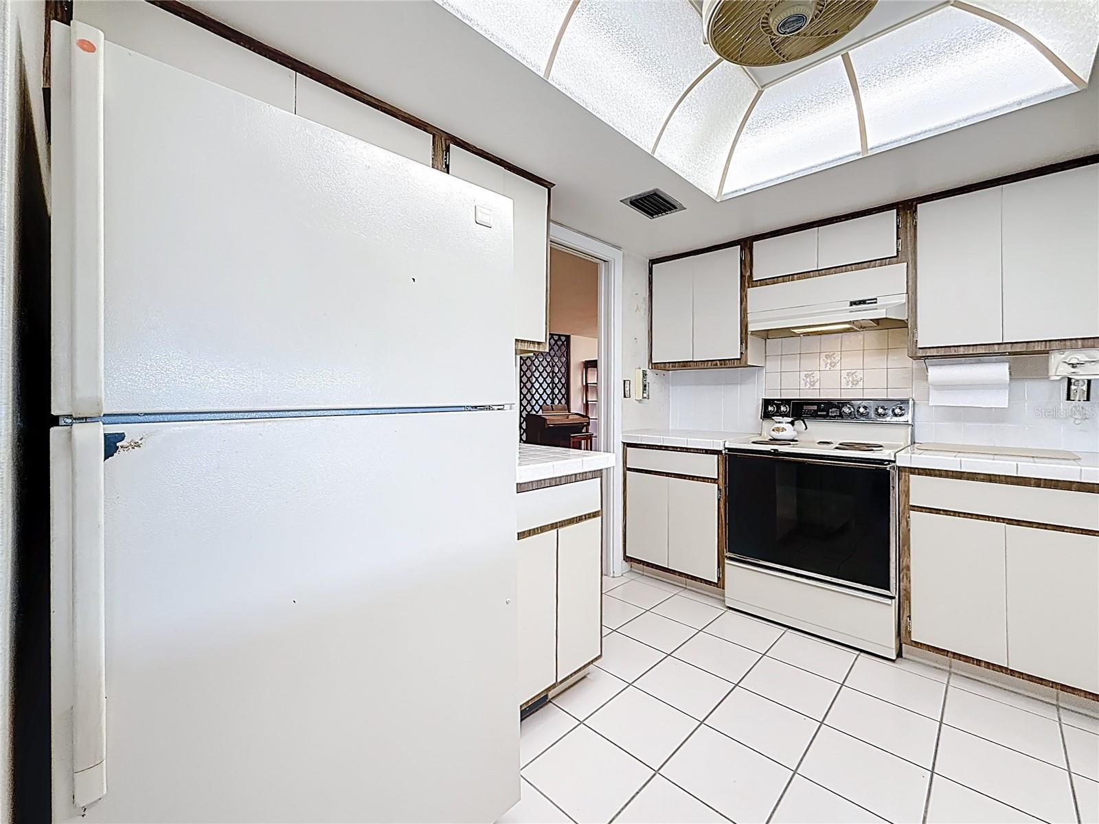 Image 24 of 74 For 10340 Monarch Drive