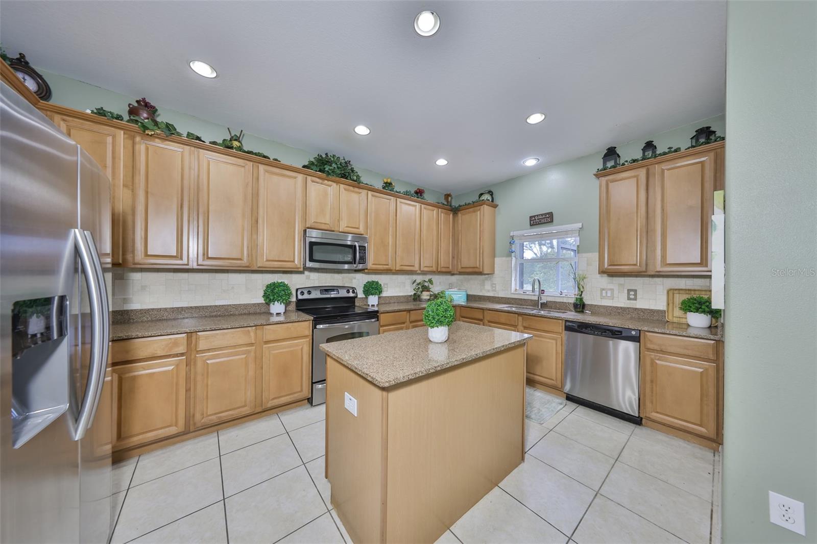 Image 11 of 57 For 13914 Chalk Hill Place