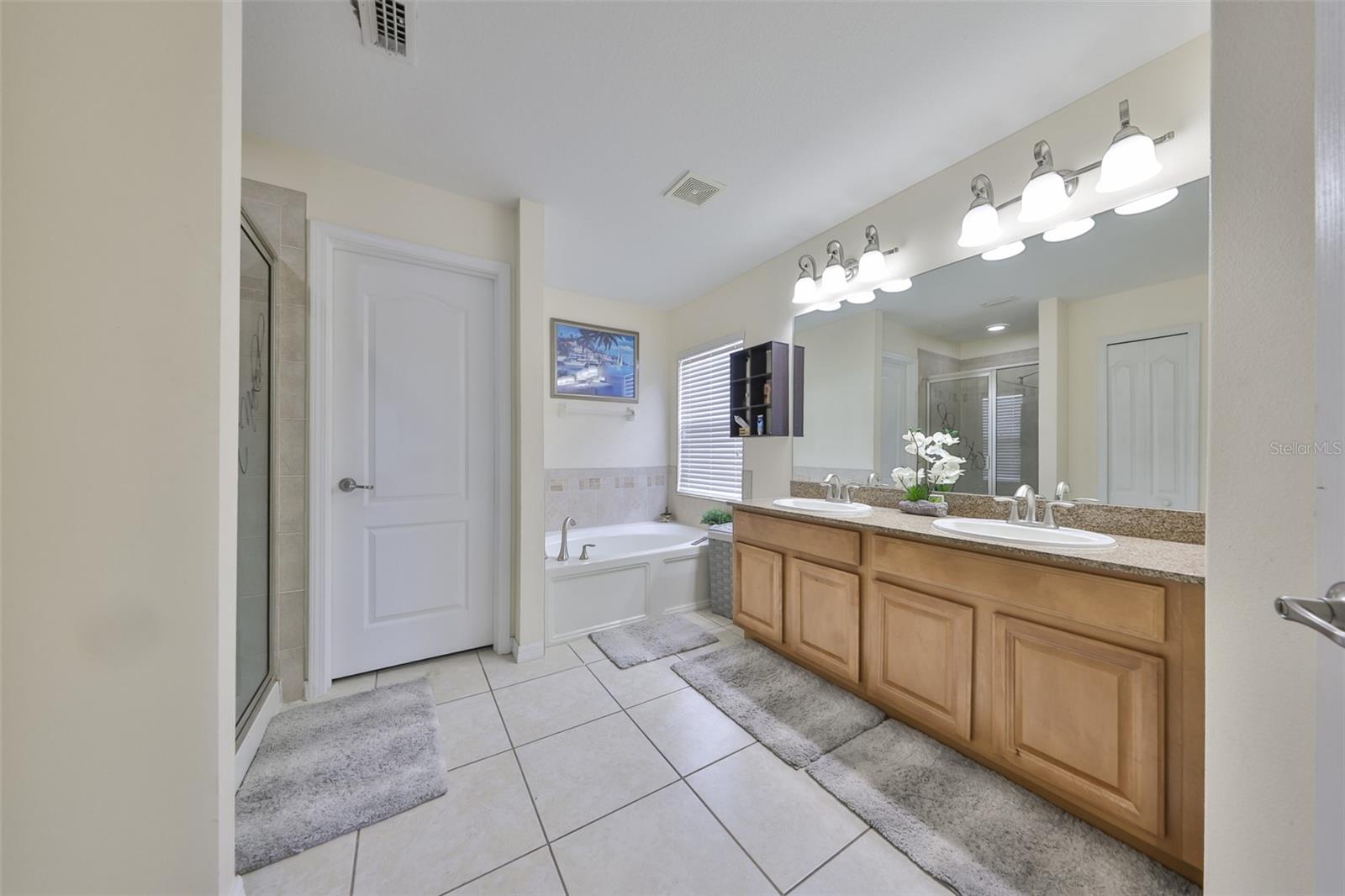 Image 27 of 57 For 13914 Chalk Hill Place