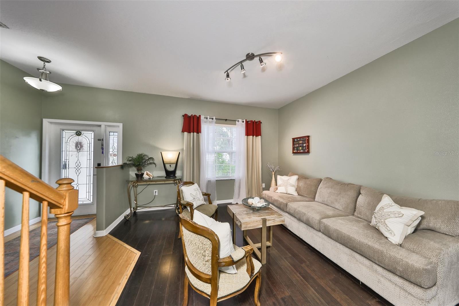 Image 5 of 57 For 13914 Chalk Hill Place