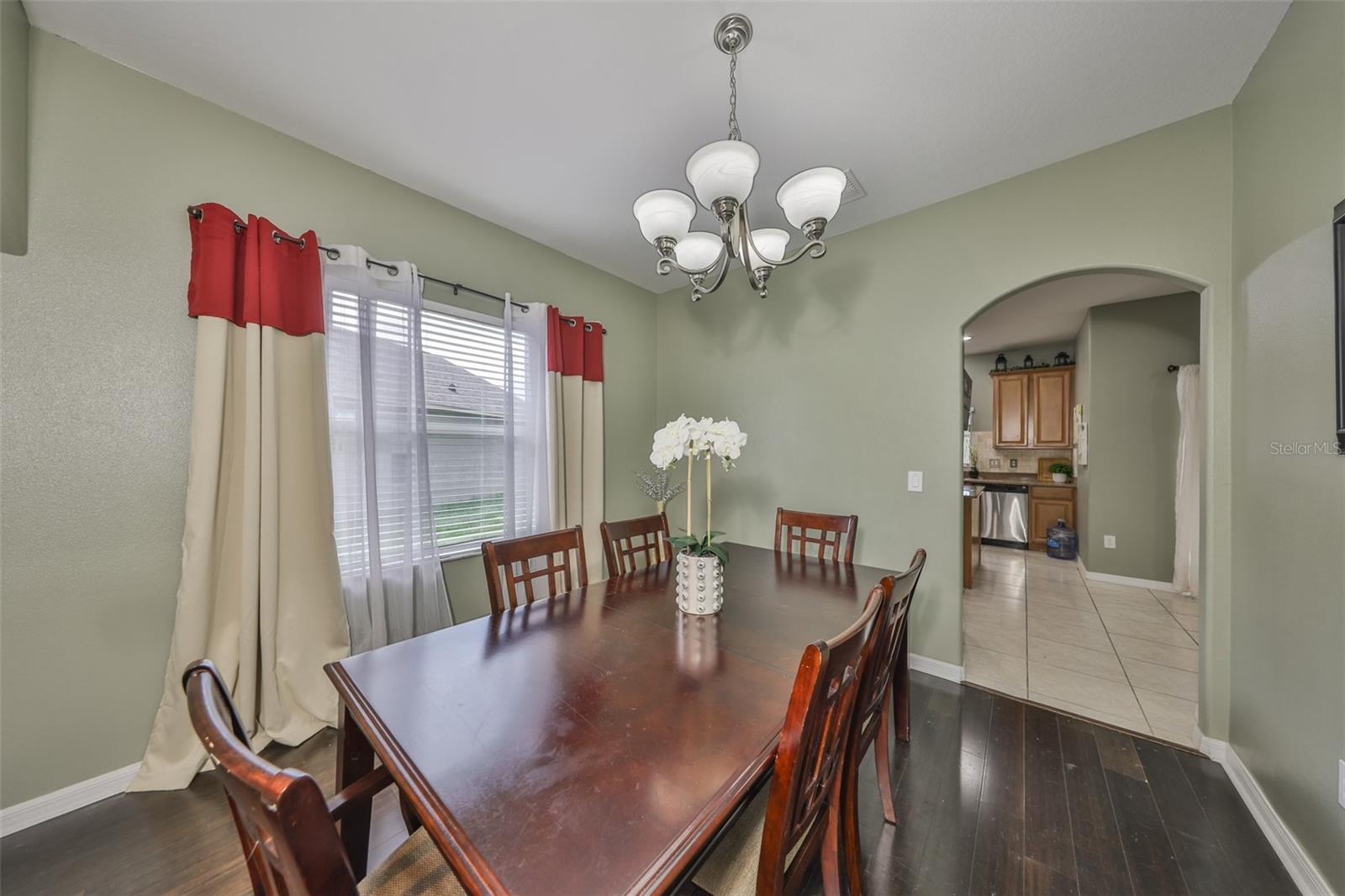 Image 8 of 57 For 13914 Chalk Hill Place