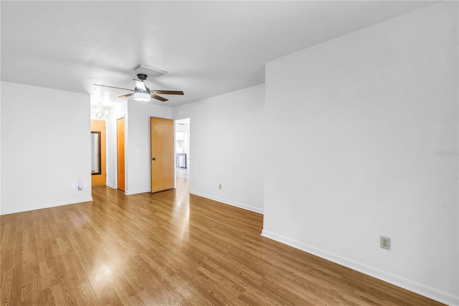 Image 33 of 84 For 93 Boca Ciega Point Boulevard N 93