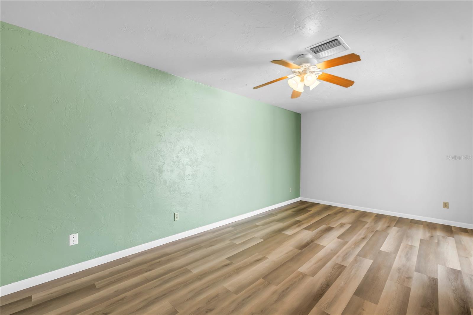 Image 39 of 84 For 93 Boca Ciega Point Boulevard N 93