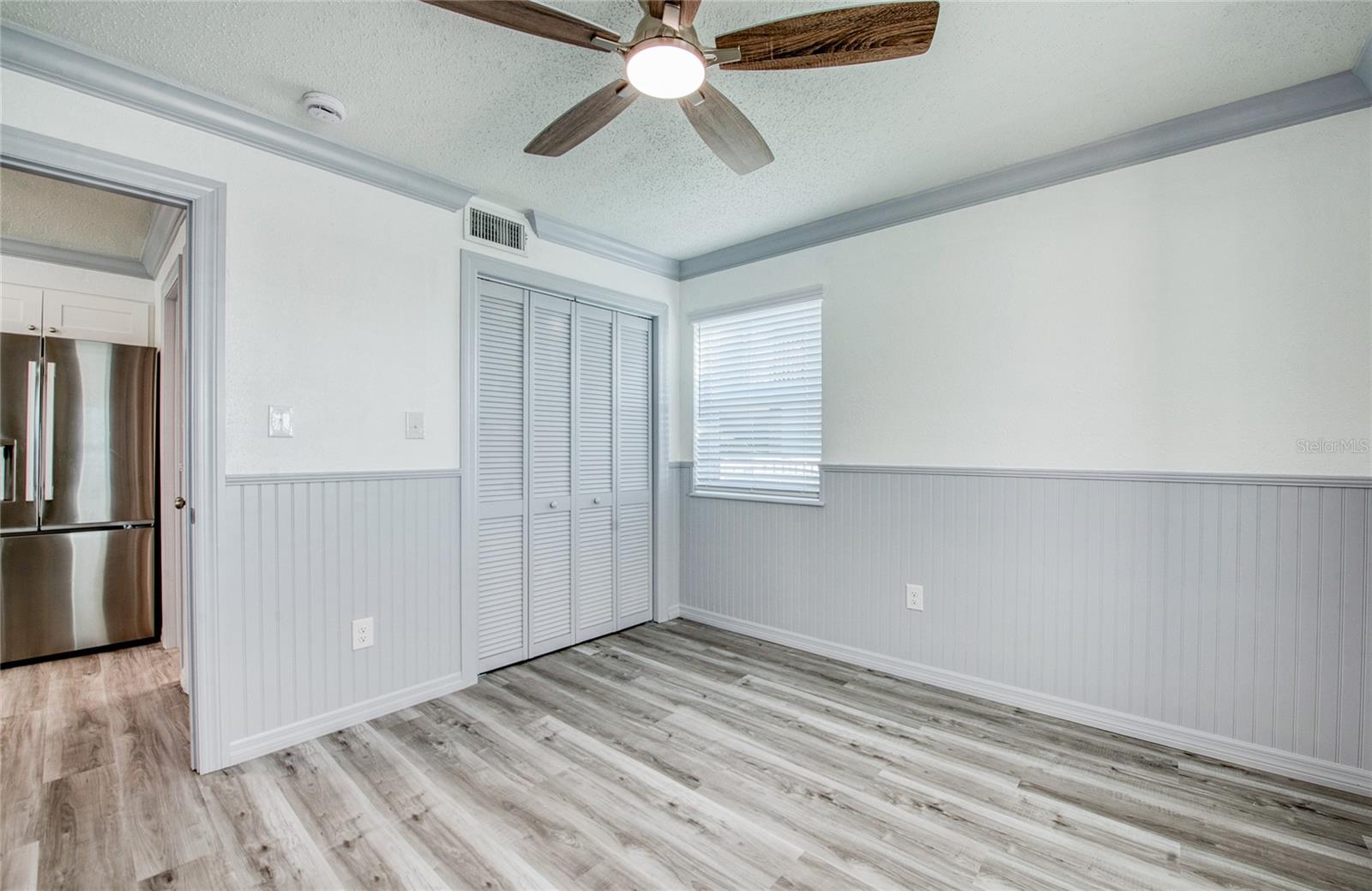 Image 15 of 30 For 19506 Gulf Boulevard 4