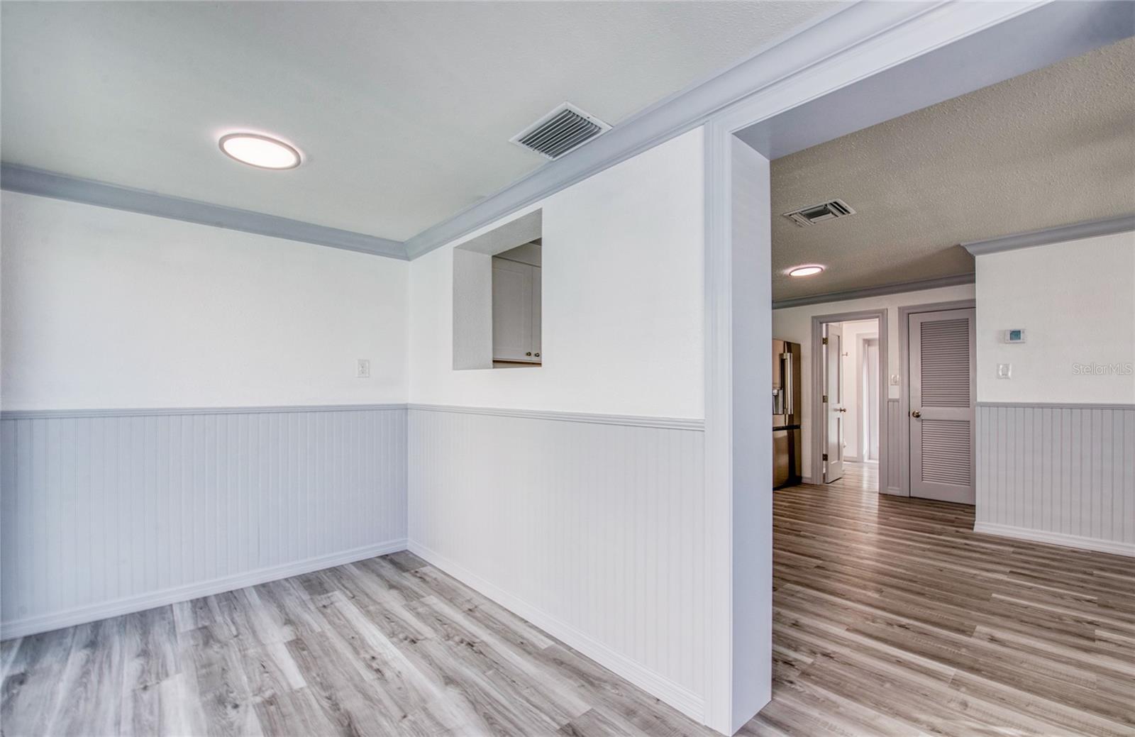 Image 26 of 30 For 19506 Gulf Boulevard 4