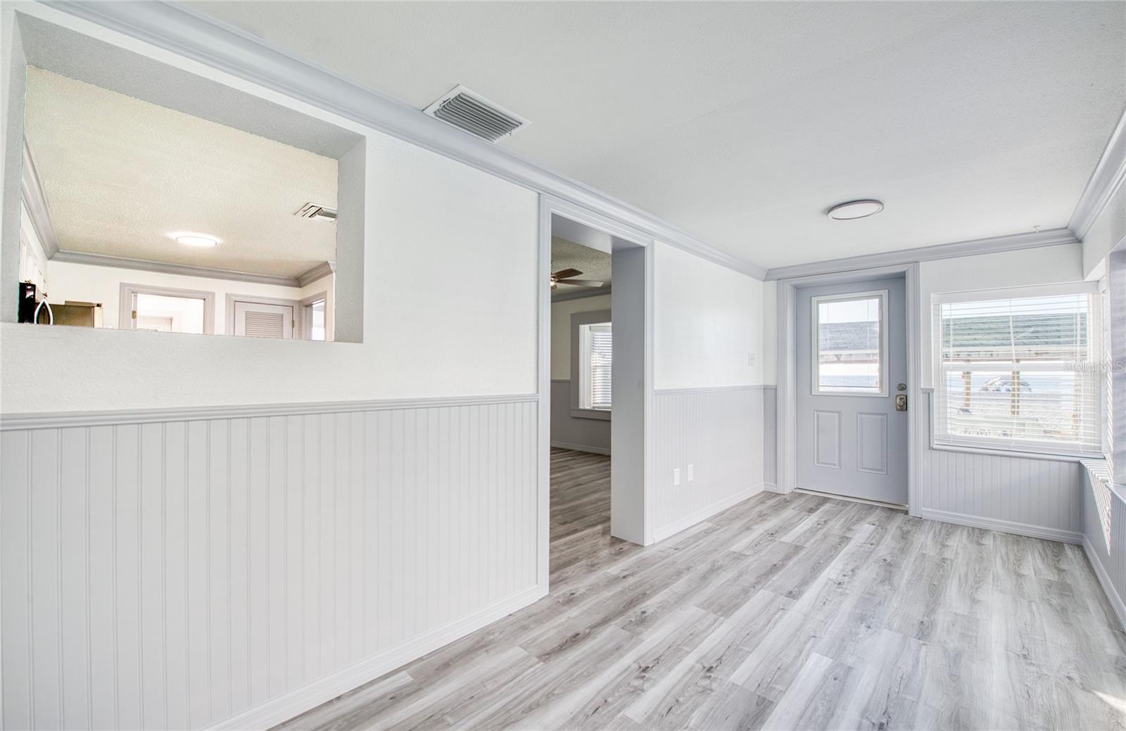 Image 29 of 30 For 19506 Gulf Boulevard 4