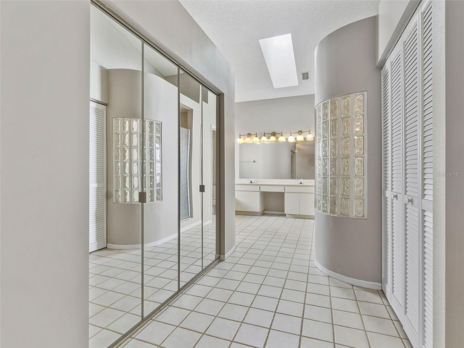 Image 11 of 21 For 1714 Palomino Drive