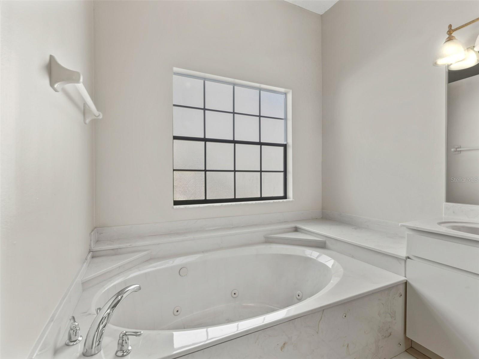 Image 12 of 21 For 1714 Palomino Drive