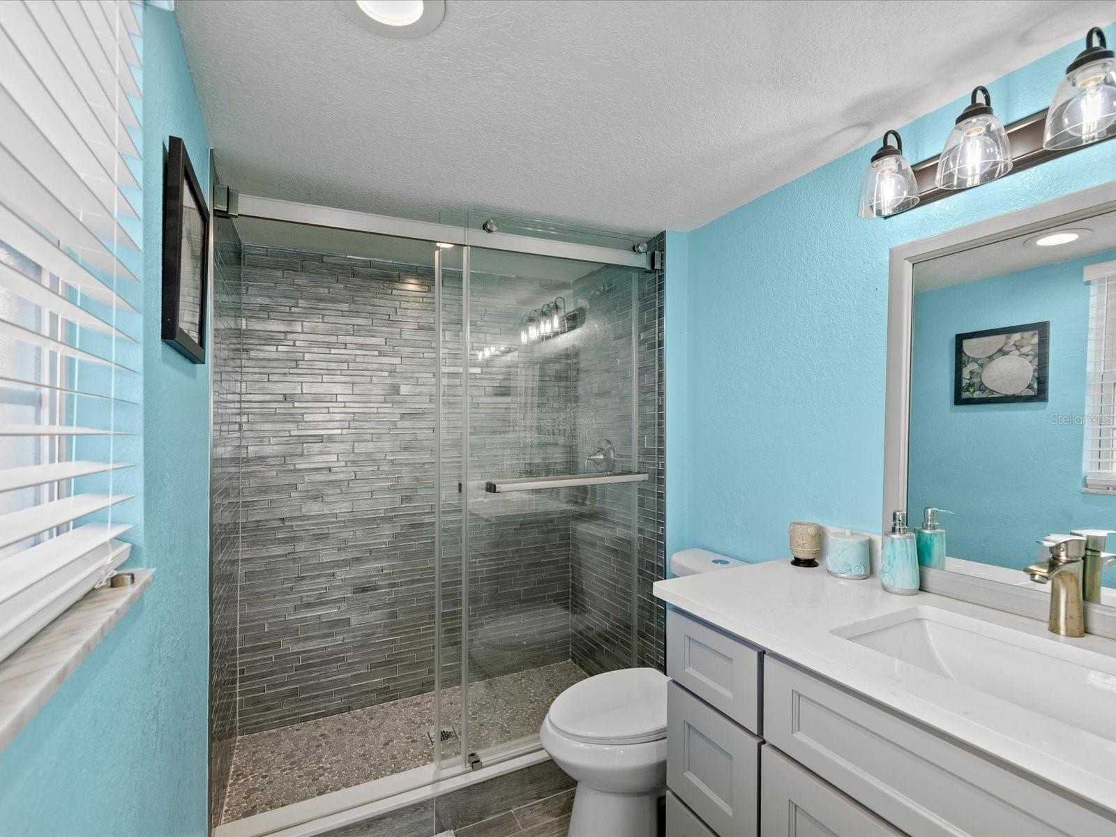 Image 12 of 23 For 205 Dolphin Point 4