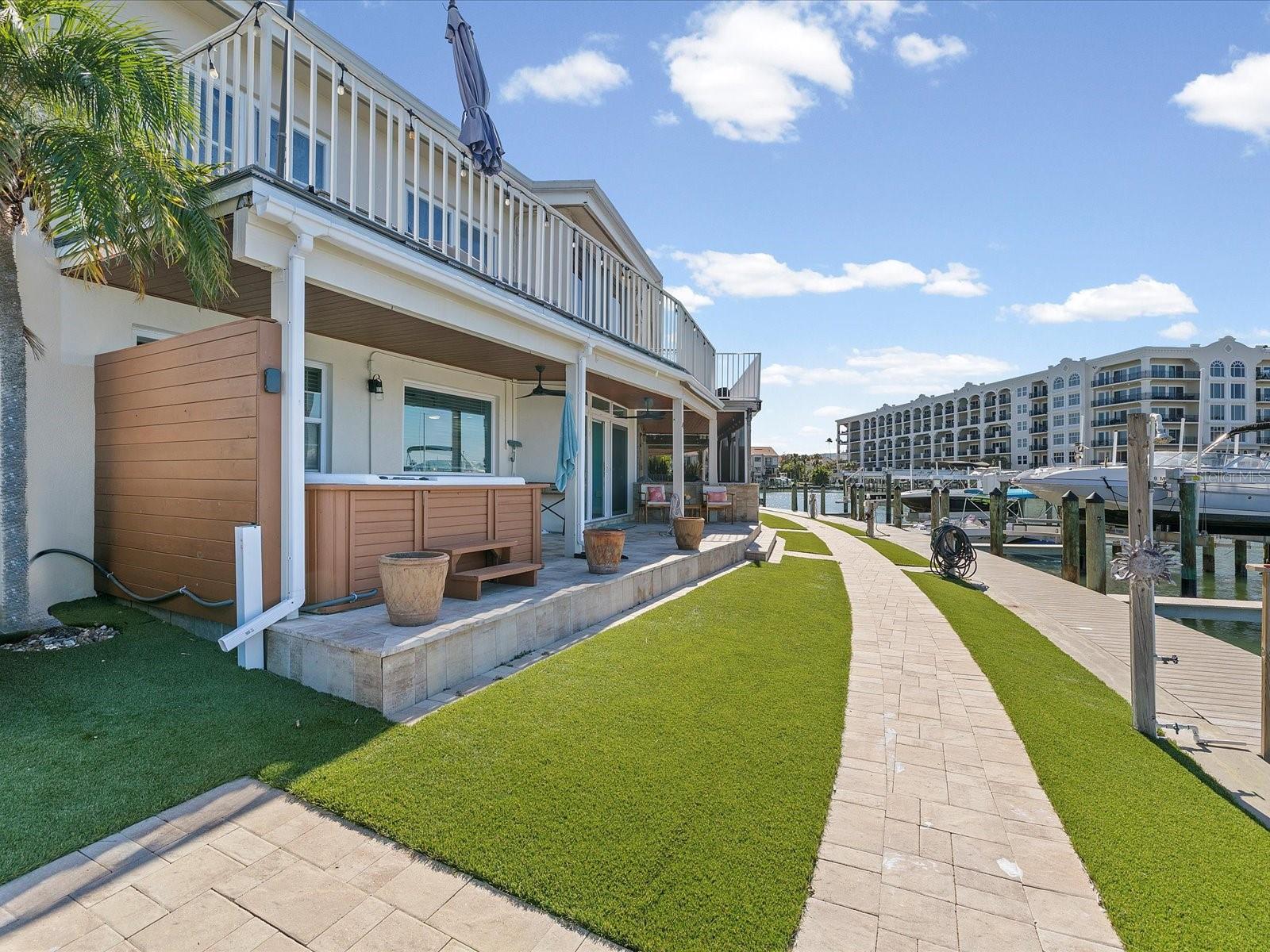 Image 21 of 23 For 205 Dolphin Point 4