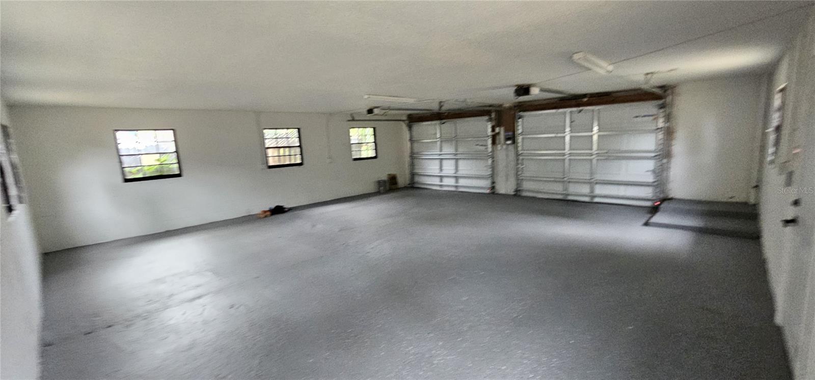 Listing photo id 31 for 1506 Poinsettia Avenue