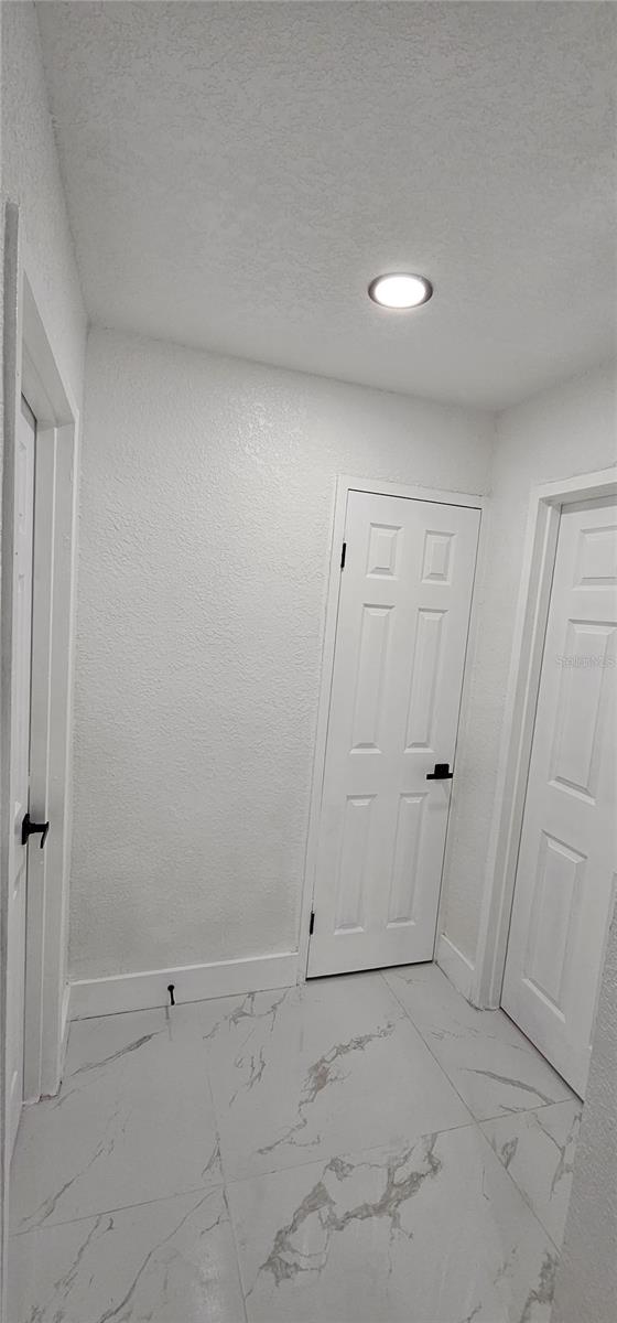 Listing photo id 6 for 1506 Poinsettia Avenue