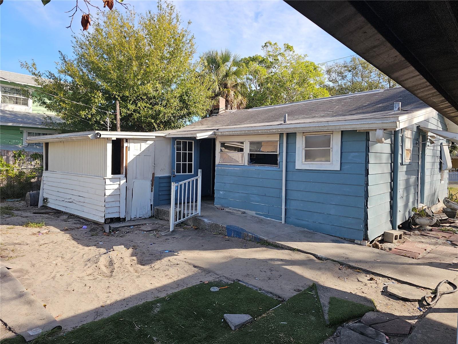 Image 3 of 6 For 5540 43rd Street N